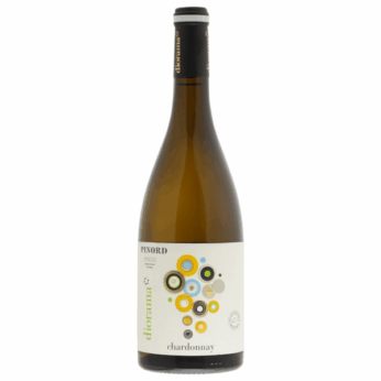 Bodegas Pinord Diorama Chardonnay is een ziltige Chardonnay van hogere kwaliteit met fruitige en minerale invloeden